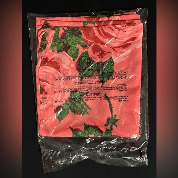 1950S Inspired Chiffon Scarf In Pink Rose Print NWT OS - Picture 5 of 6